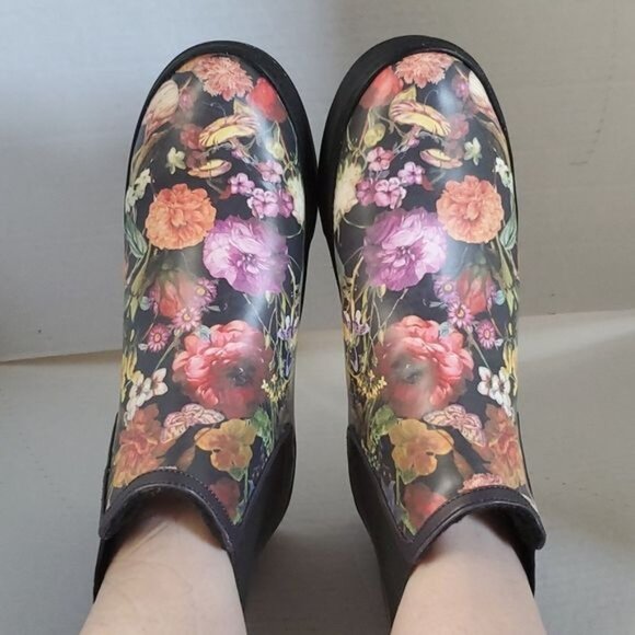 Elliott Lucca Palmira Floral Chelsea Boots Booties Ankle Rain Womens WOMANS 7.5 - Picture 2 of 14